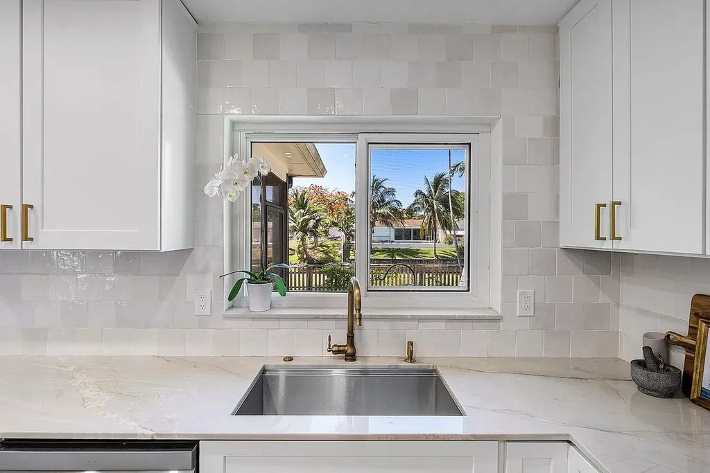 1034 SW 24th Avenue Boynton Beach FL 33426