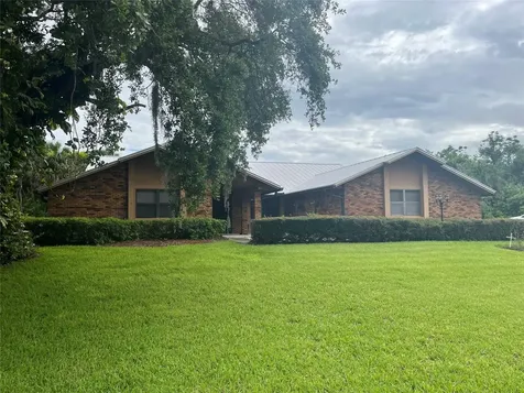 800 French Creek Lane Fort Pierce FL 34982