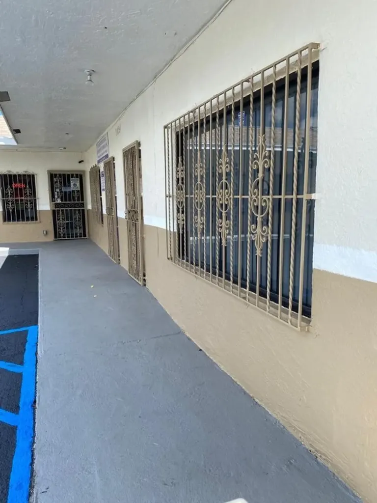 2430 NW 19th Street Fort Lauderdale FL 33311