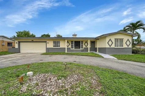 3337 NW 22nd Street Lauderdale Lakes FL 33311
