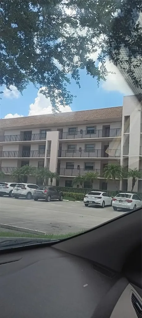 10145 Sunrise Lakes Boulevard Sunrise FL 33322