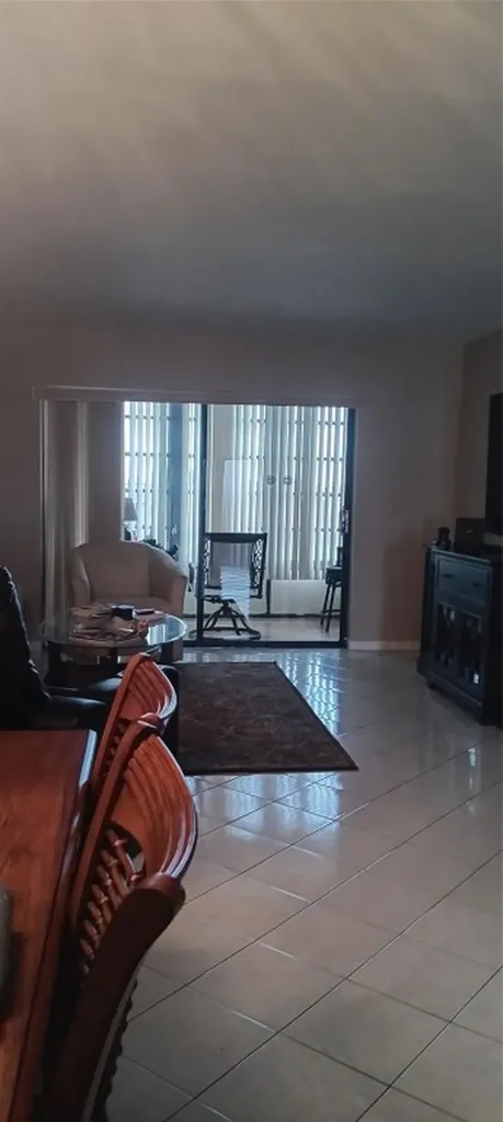 10145 Sunrise Lakes Boulevard Sunrise FL 33322