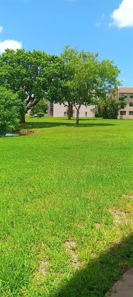 10145 Sunrise Lakes Boulevard Sunrise FL 33322