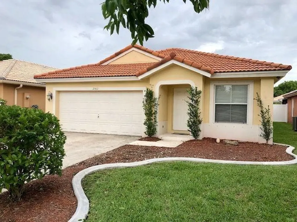 20811 NW 14th Street Pembroke Pines FL 33029