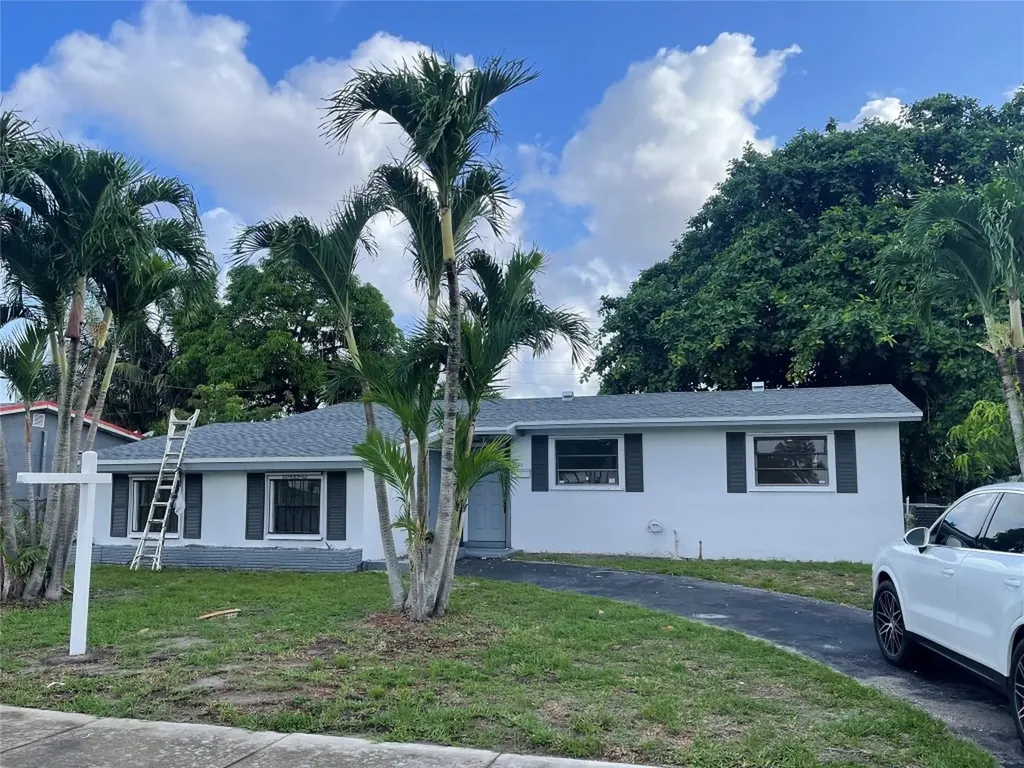 3521 NW 6th Place Lauderhill FL 33311