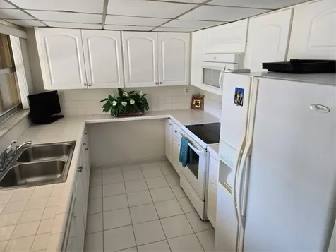 5555 N Ocean Boulevard Lauderdale By The Sea FL 33308