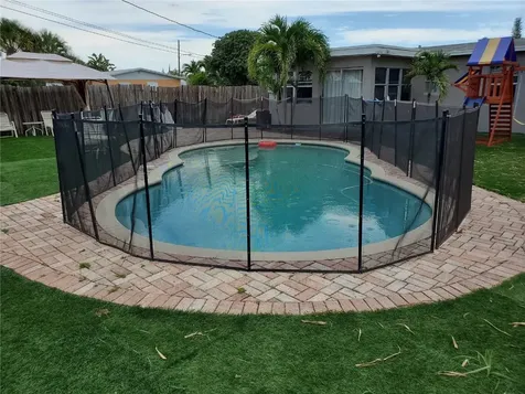 811 S Broadway Lantana FL 33462