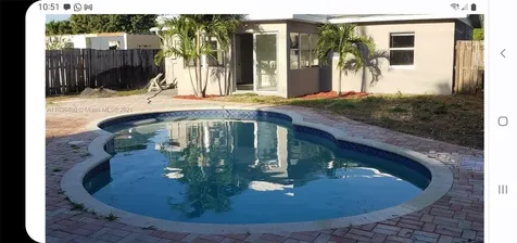 811 S Broadway Lantana FL 33462