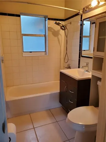 811 S Broadway Lantana FL 33462