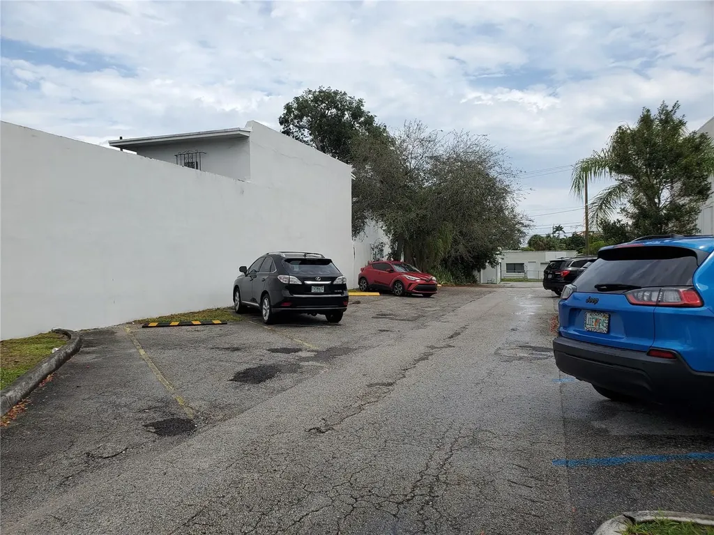 47 NE 1st Avenue Dania Beach FL 33004