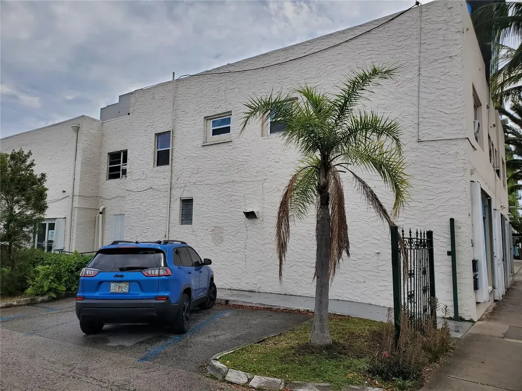 47 NE 1st Avenue Dania Beach FL 33004