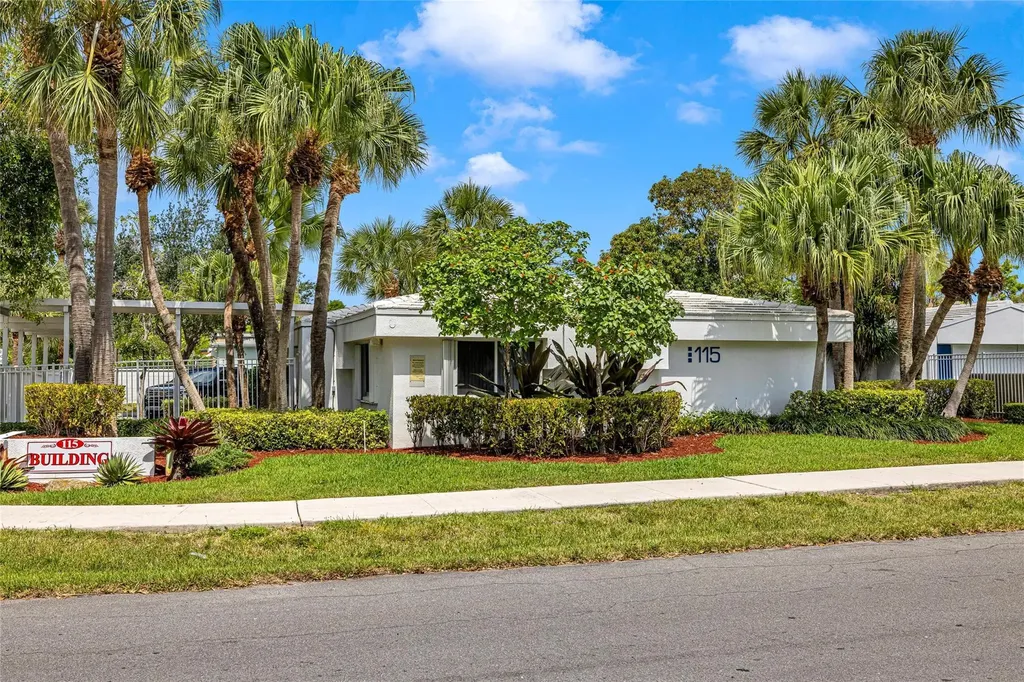 1225 SE 2nd Avenue Fort Lauderdale FL 33316