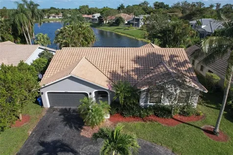 5041 NW 64th Drive Coral Springs FL 33067