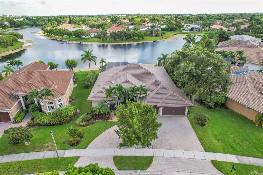 5079 Kensington Circle Coral Springs FL 33076