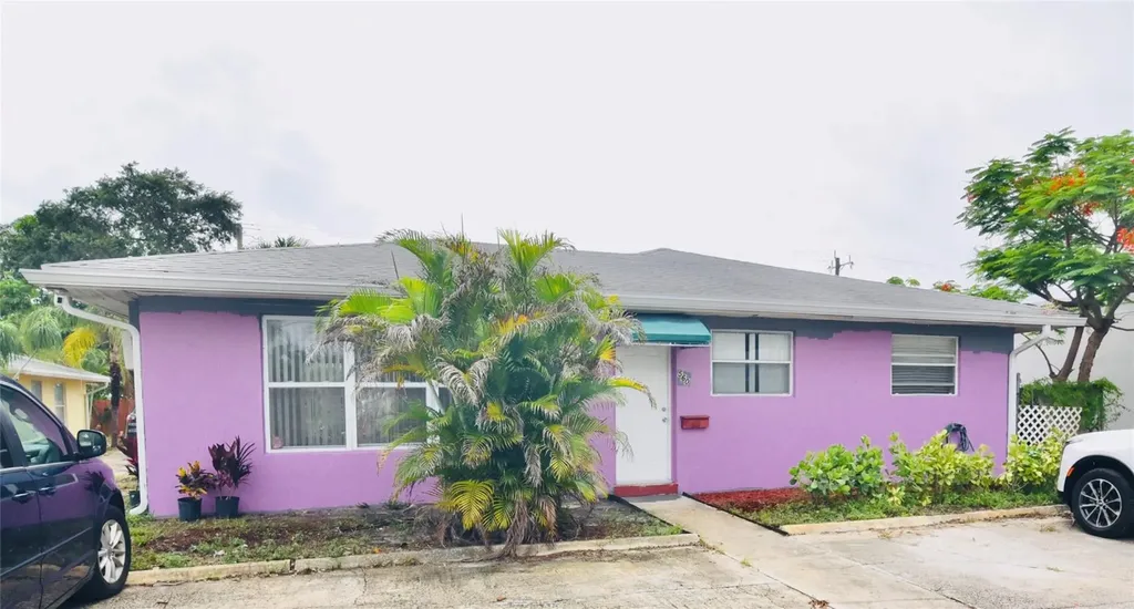 560 NE 33rd Street Oakland Park FL 33334