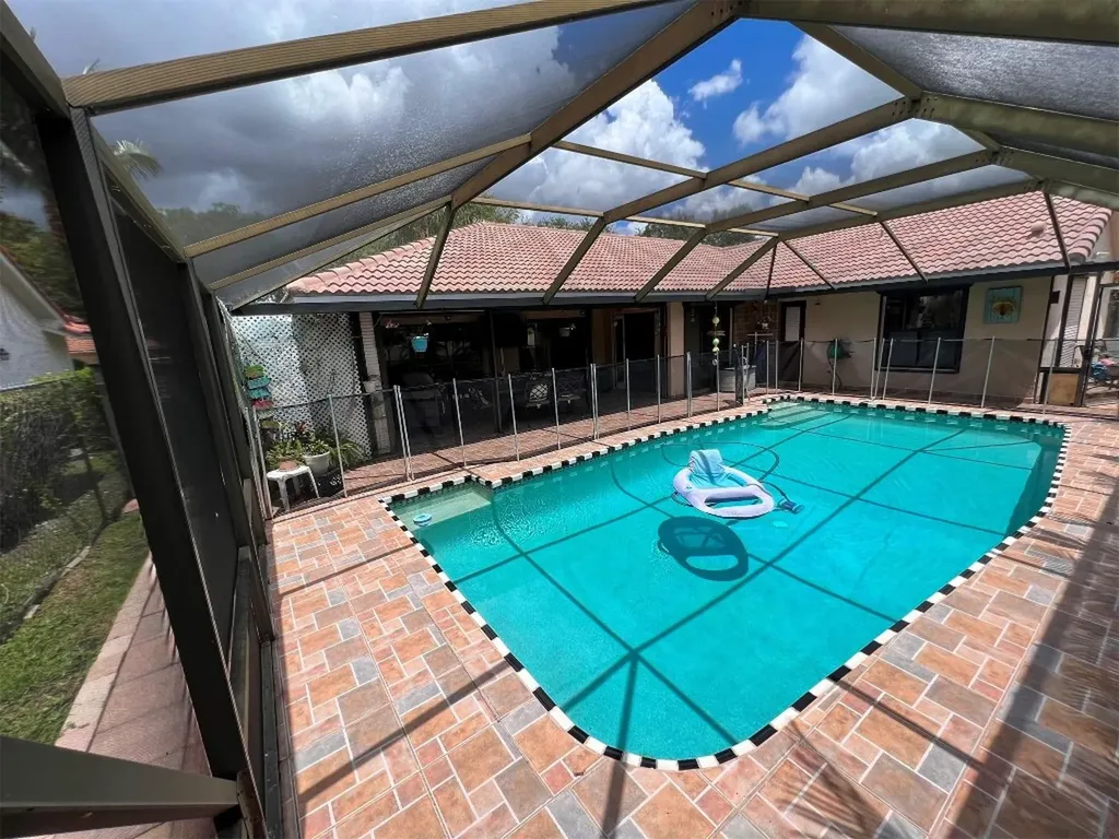 4922 NW 49th Avenue Coconut Creek FL 33073