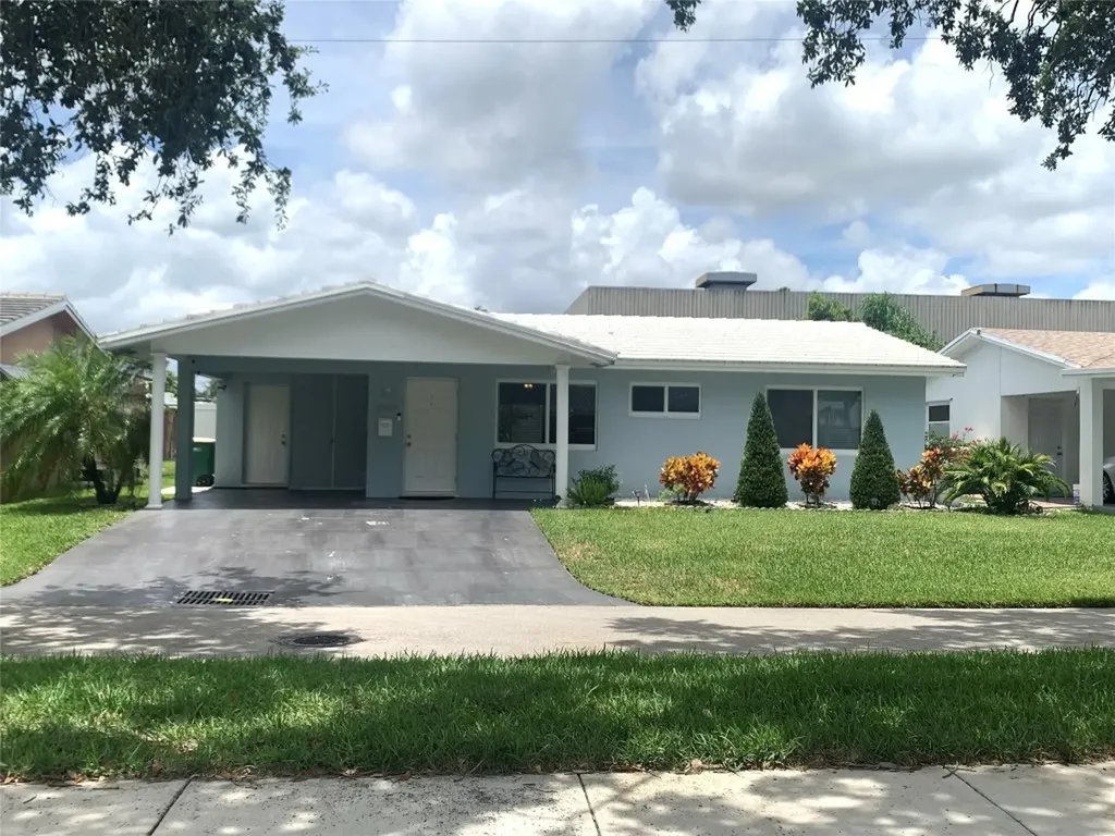 2707 NW 55th Street Fort Lauderdale FL 33309