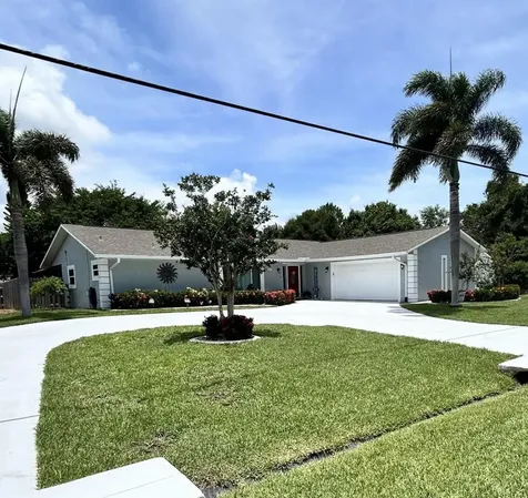 2130 SE Elmhurst Road Port St Lucie FL 34952
