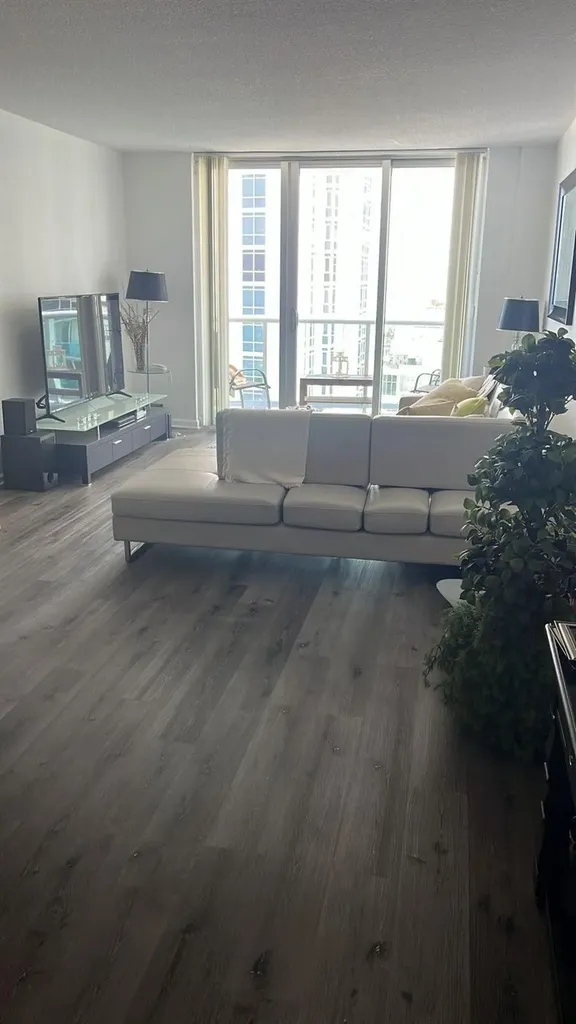 3901 S Ocean Drive Hollywood FL 33019