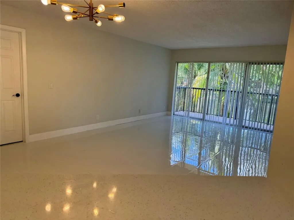 8891 Wiles Road Coral Springs FL 33067