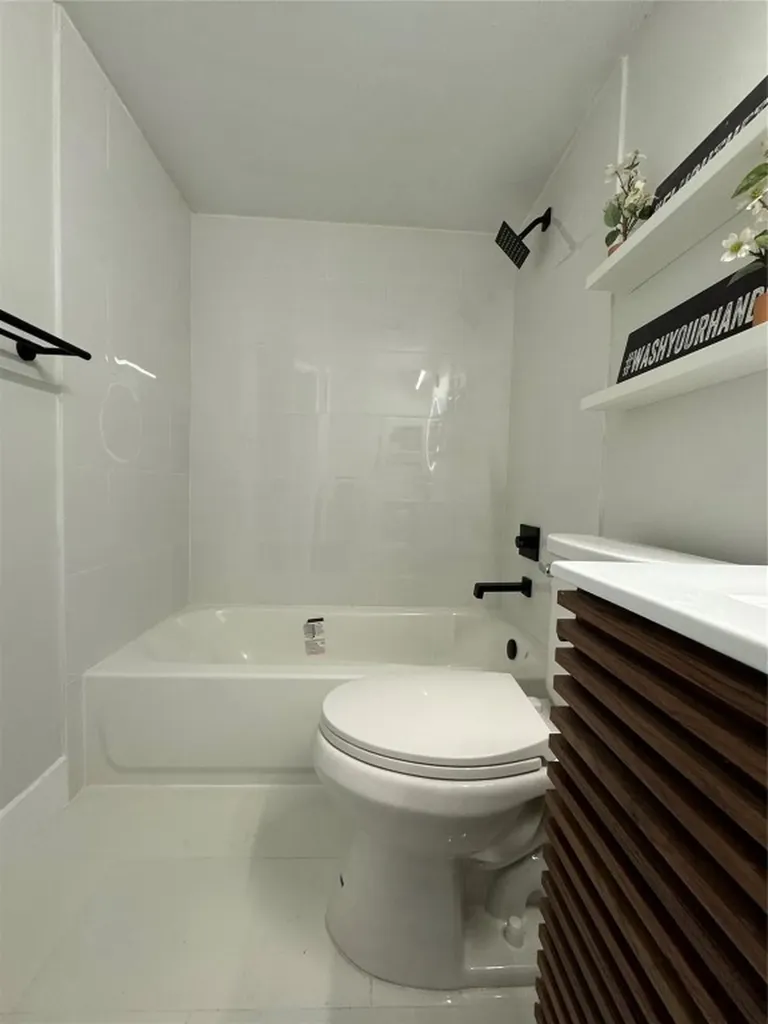 8891 Wiles Road Coral Springs FL 33067