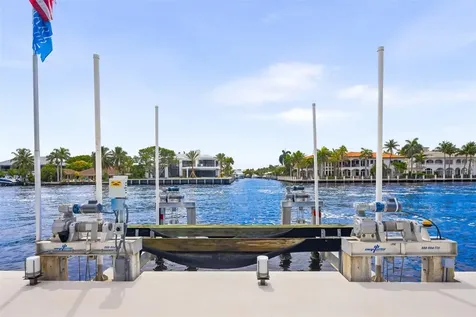 34 Minnetonka Road Sea Ranch Lakes FL 33308
