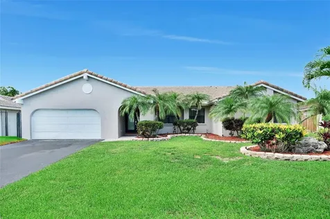14911 Castlegate Avenue Davie FL 33331