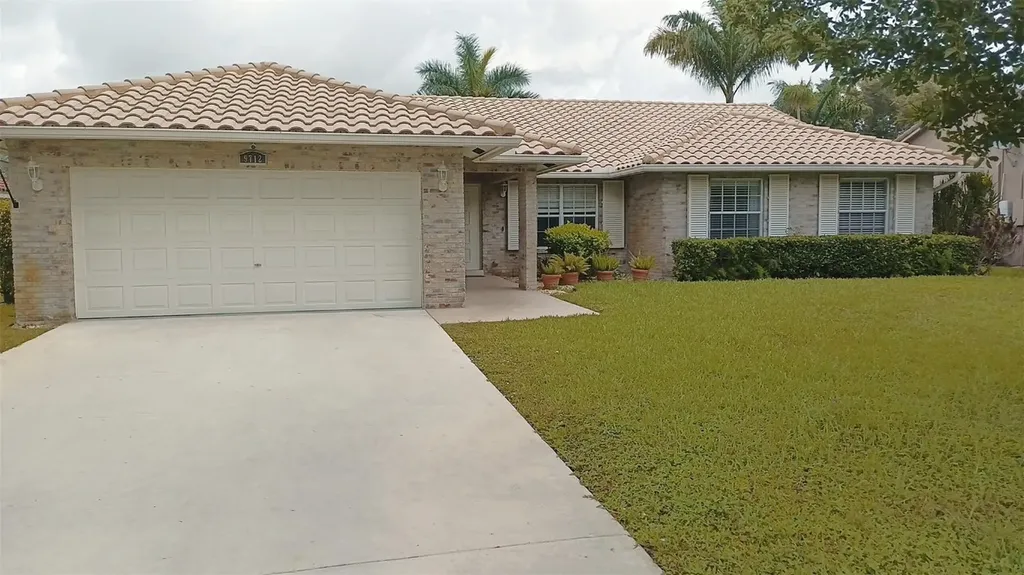 9712 NW 46th Manor Coral Springs FL 33076