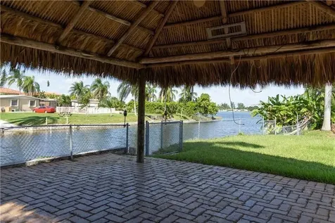 8165 NW 182nd Street Hialeah FL 33015