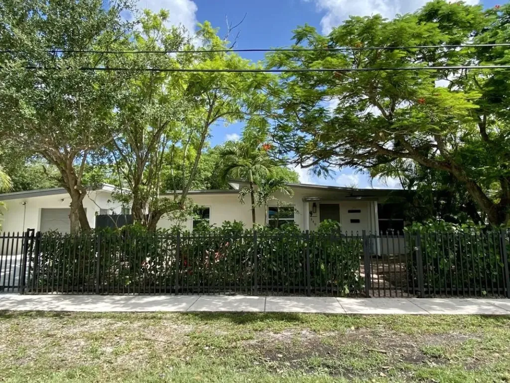 340 NW 138th Street North Miami FL 33168
