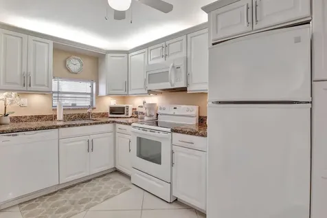 8930 S Hollybrook Boulevard Pembroke Pines FL 33025