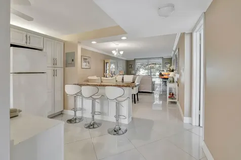 8930 S Hollybrook Boulevard Pembroke Pines FL 33025