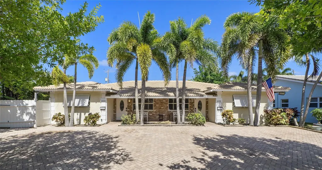 5120 NE 22nd Avenue Lighthouse Point FL 33064
