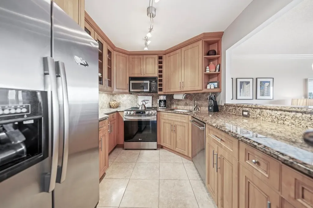 340 Sunset Drive Fort Lauderdale FL 33301