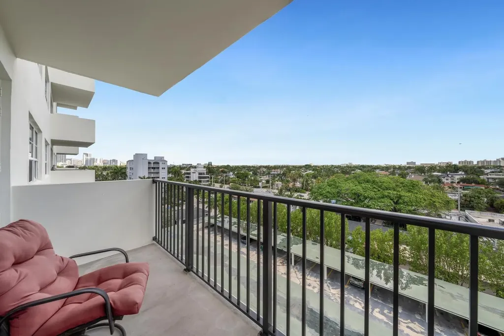 340 Sunset Drive Fort Lauderdale FL 33301