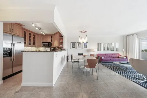 340 Sunset Drive Fort Lauderdale FL 33301