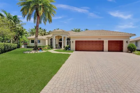 5714 NW 51st Manor Coral Springs FL 33067