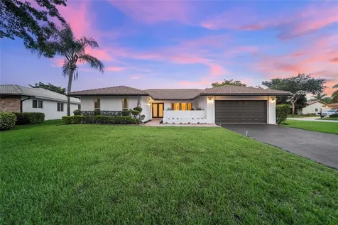 817 NW 110th Lane Coral Springs FL 33071