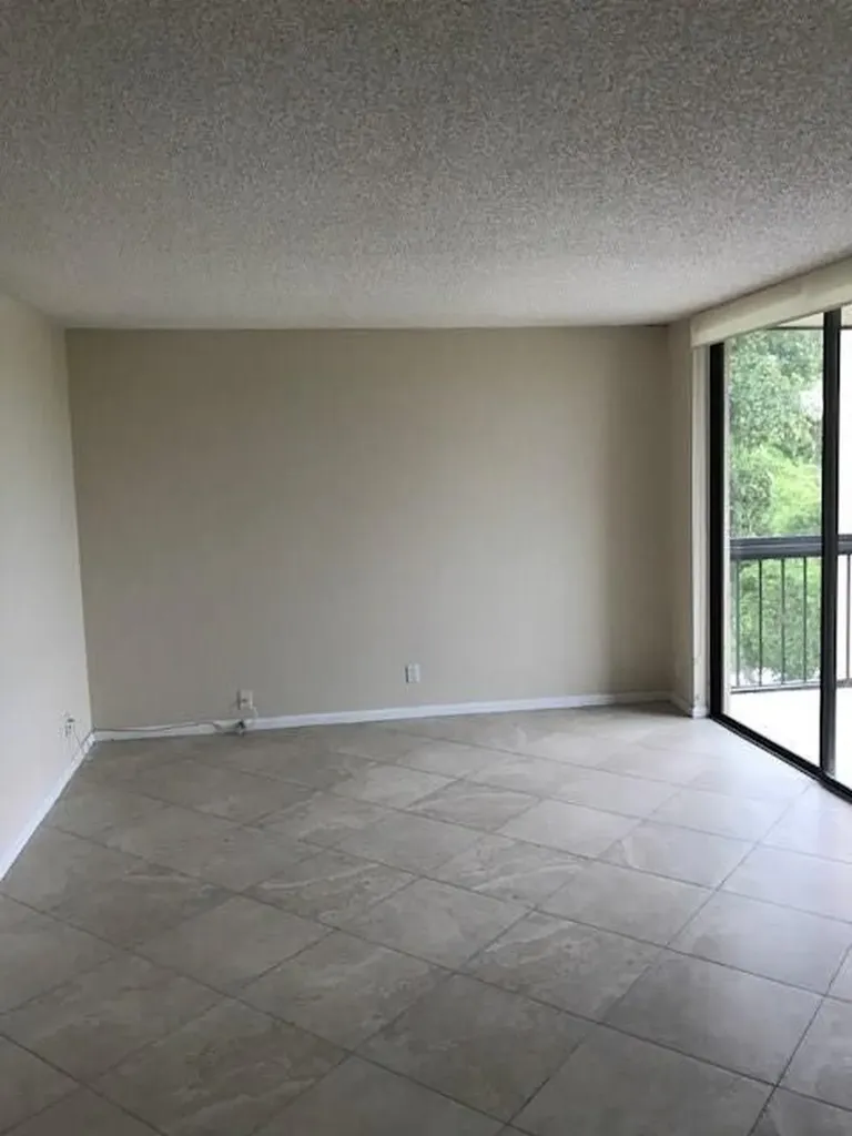 2455 Lindell Boulevard Delray Beach FL 33444