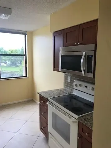 2455 Lindell Boulevard Delray Beach FL 33444