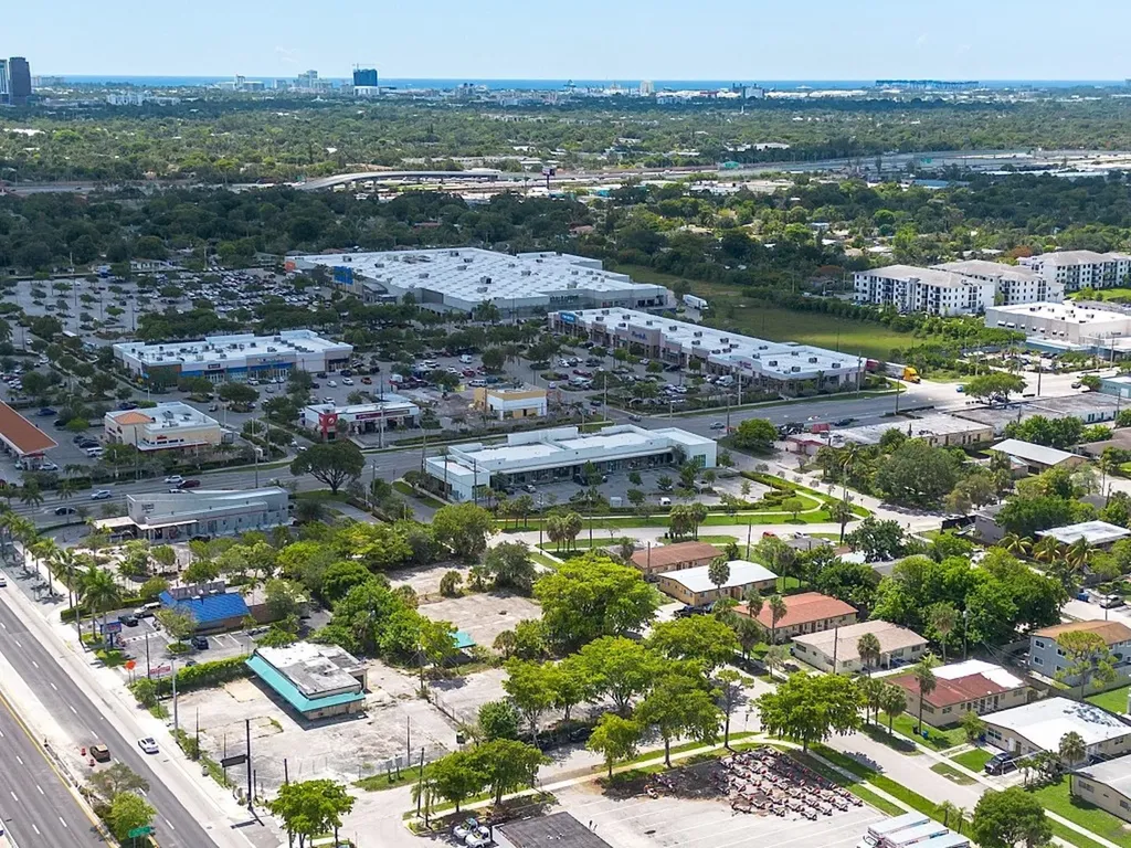 2790 W Broward Boulevard Fort Lauderdale FL 33312