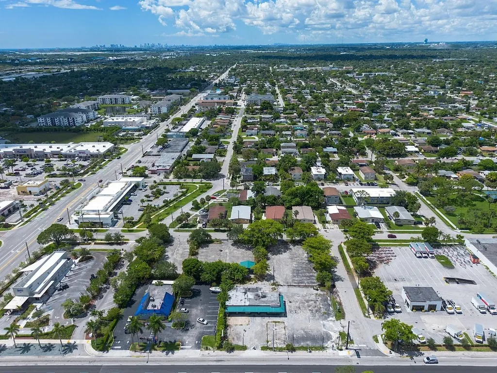 2790 W Broward Boulevard Fort Lauderdale FL 33312