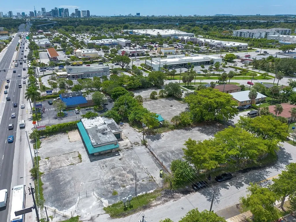 2790 W Broward Boulevard Fort Lauderdale FL 33312