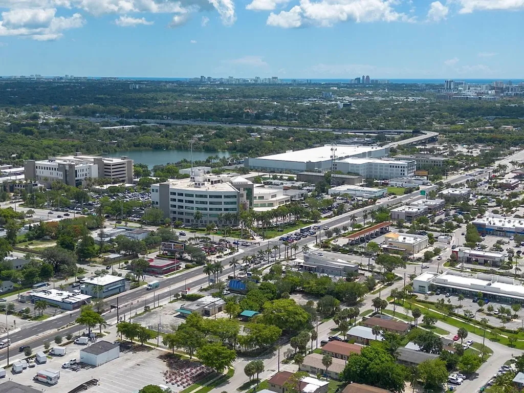 2790 W Broward Boulevard Fort Lauderdale FL 33312