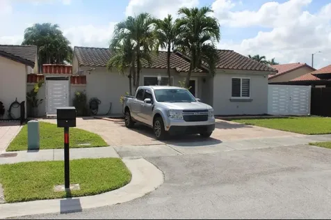 2223 SW 137th Place Miami FL 33175