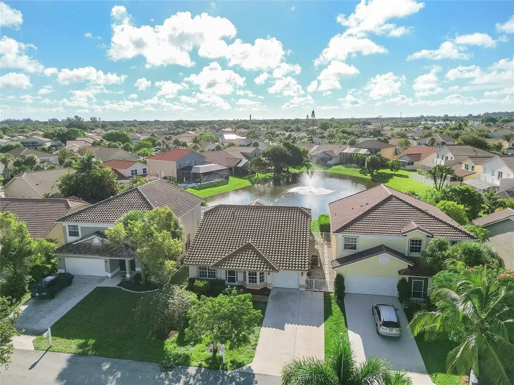 18256 Fresh Lake Way Boca Raton FL 33498