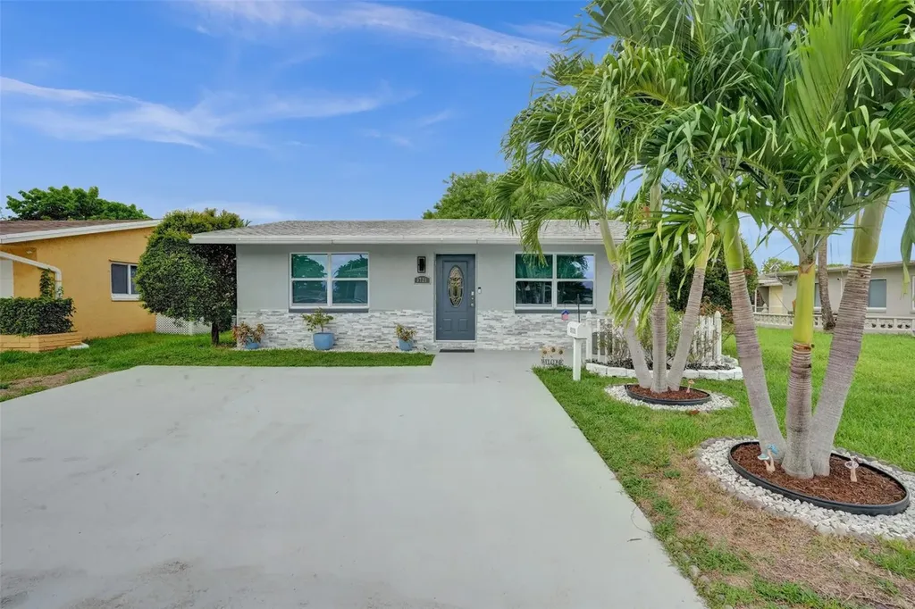 5721 NW 74th Avenue Tamarac FL 33321