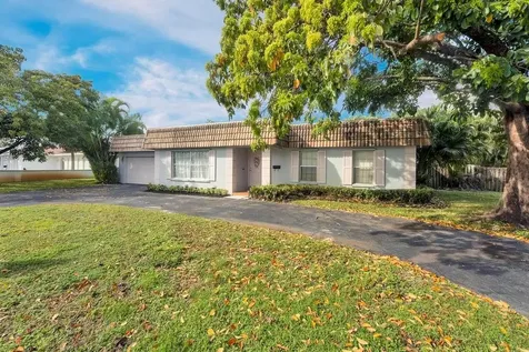 7101 SW 9th Street Plantation FL 33317
