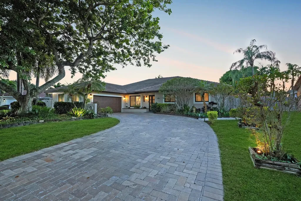 1251 NW 98th Avenue Plantation FL 33322