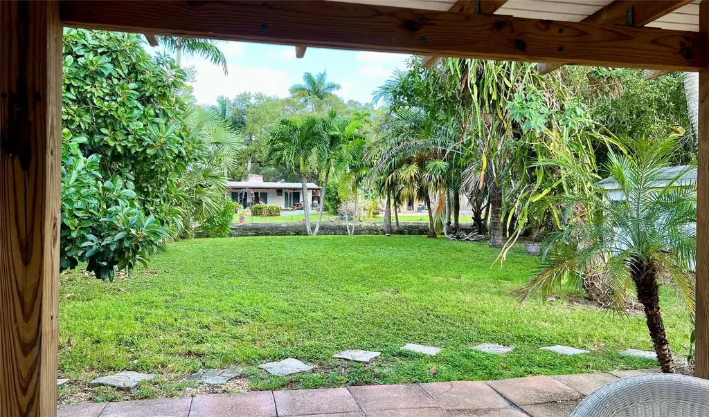 808 SW 8th Terrace Fort Lauderdale FL 33315